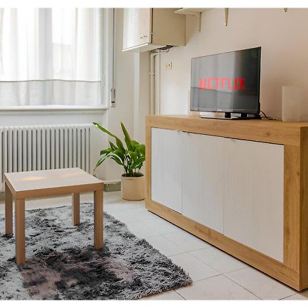Free Parking - 5 Min By Walk From City Center Como Kültér fotó